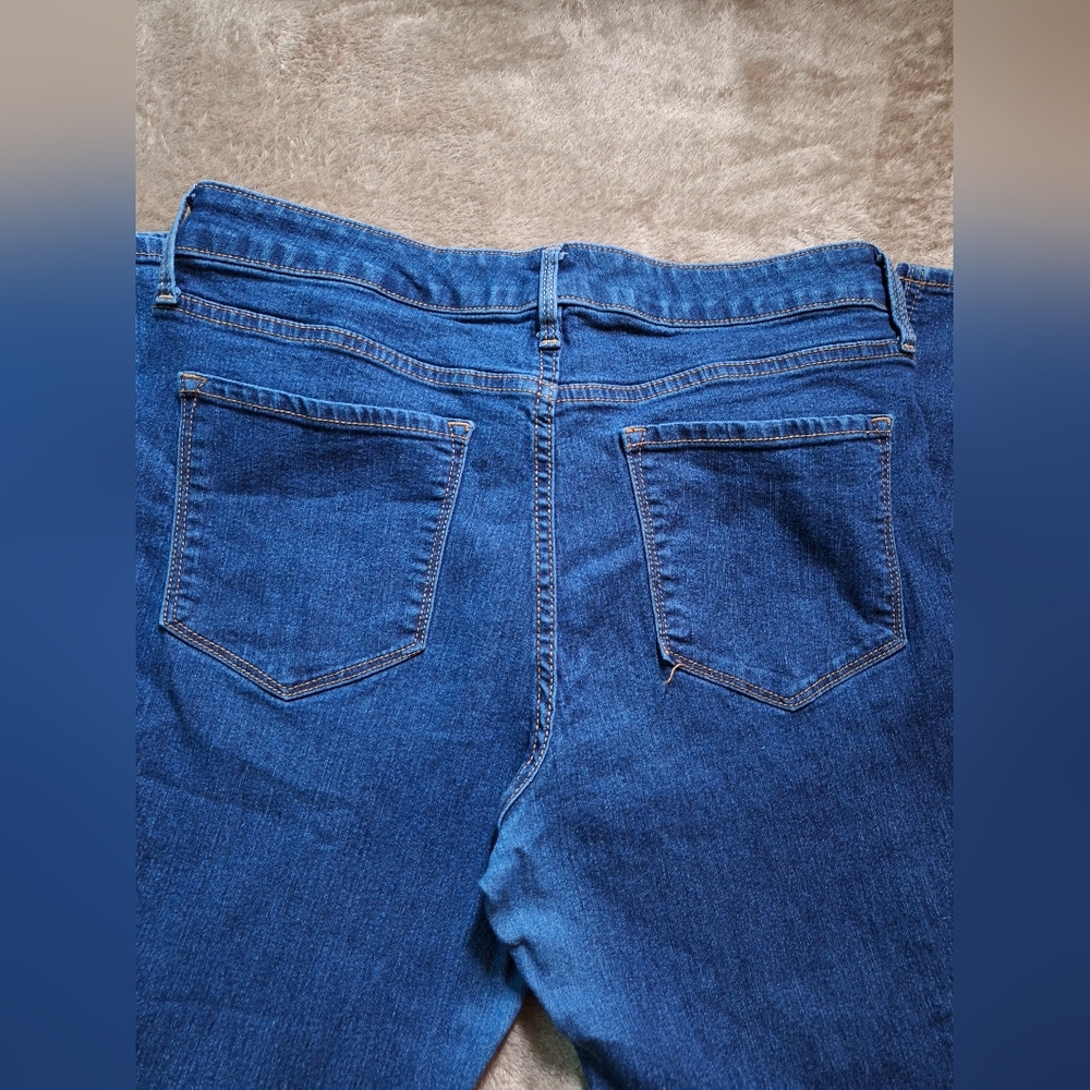 OLD NAVY Mid-Rise Super Skinny Jeans for Women Size 12 - Picture 7 of 8